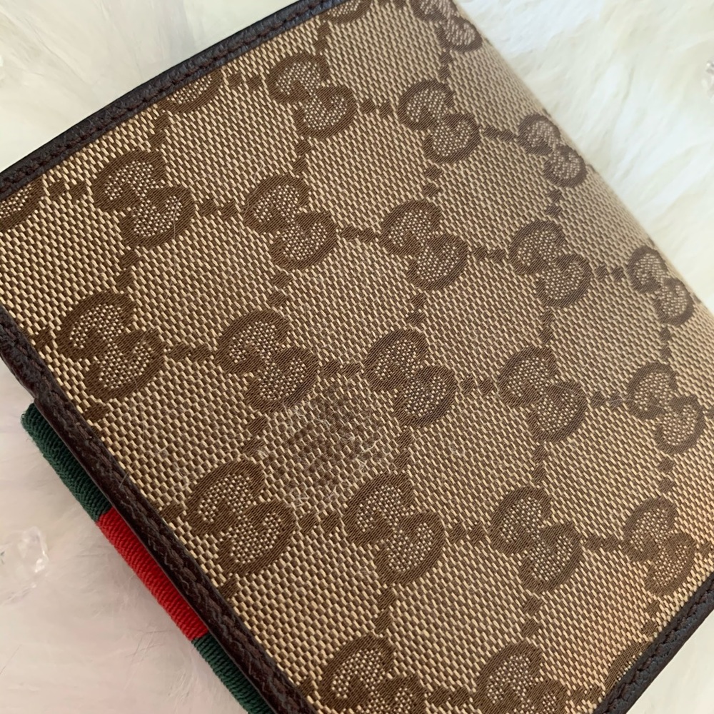 COPY - Wallet - Picture 11 of 16